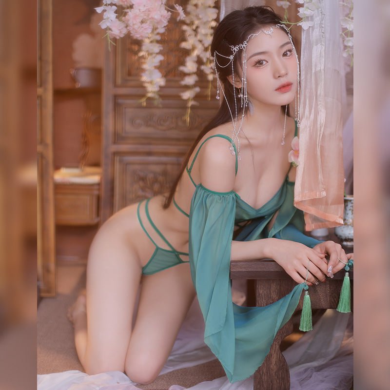 异域风流苏水袖舞女装 古风 霏慕